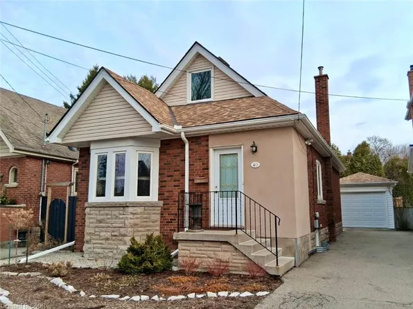 40 Roanoke Rd, Hamilton, ON L8S 3P7