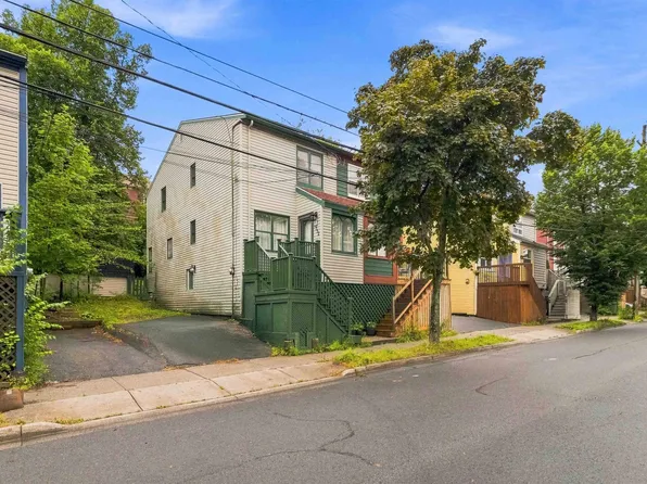 2552 Brunswick St, Halifax, NS B3K 2Z6