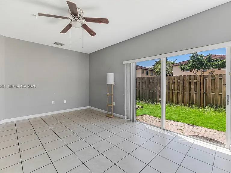 3375 NE 15th Dr #10212 — Photo 37