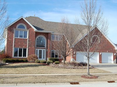 11724 Azure Dr, Frankfort, IL, 60423