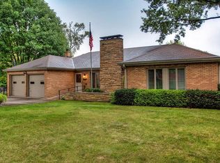 6409 Del Matro Ave, Windsor Heights, IA 50324