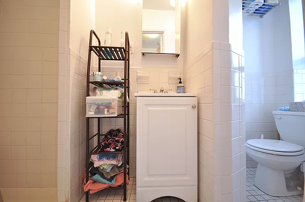 Rented by Compass | media 26