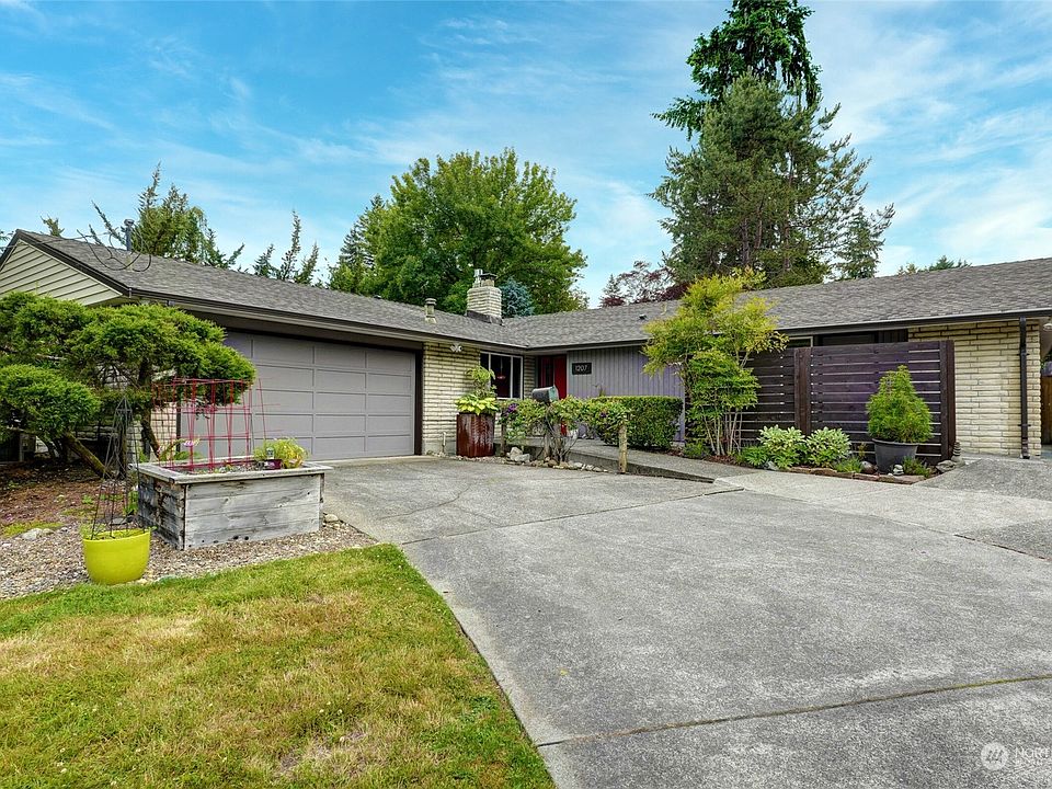 1st image of 1207 172nd Avenue NE