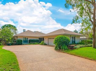 8237 Shadetree Ct, Jacksonville, FL 32256