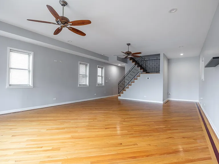 1333 W Walton St #2 — Photo 8
