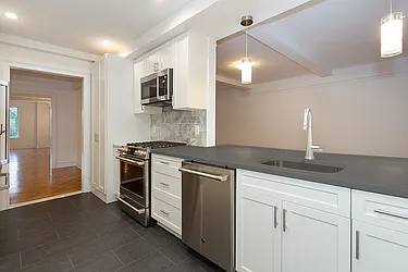 Rented by Rita S Citrin, LREB