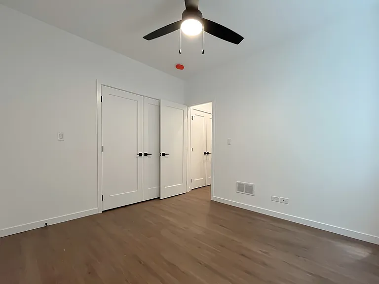 3710 N Kenmore Ave #1 — Photo 8