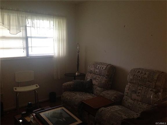 5th image of 3210 Hazelhurst Ave