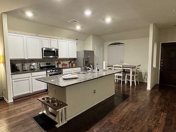 3rd image of 353 Marble Springs Ln