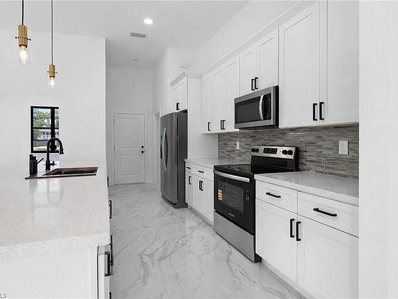 5th image of 820 Fitch AVE