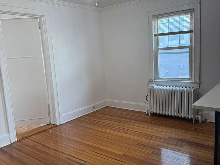 290 Roberts Ave #2 — Photo 12