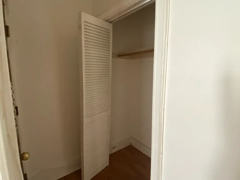 51 Linden St #2 — Photo 8