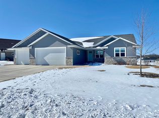 801 Red Clover Way, Denmark, WI 54208