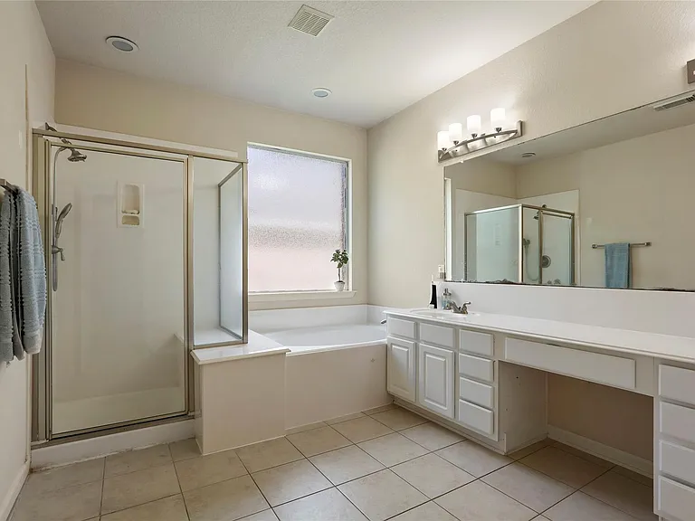 31 Ginger Springs Pl — Photo 9