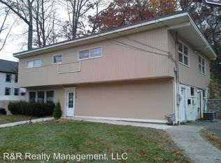 338 Church St #2, Whitinsville, MA 01588