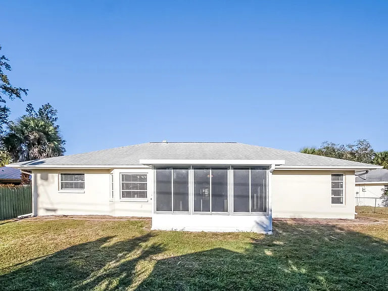 848 Guild Dr — Photo 15