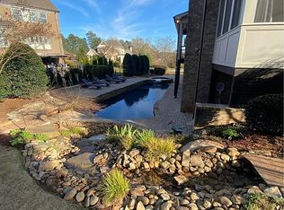 156 Slate Dr, Buford, GA 30518