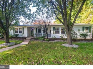 10 Chestnut Ct W, Harleysville, PA