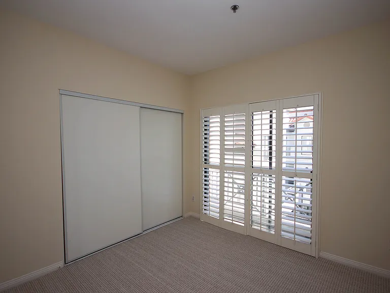 111 S Oak Knoll Ave #203 — Photo 14