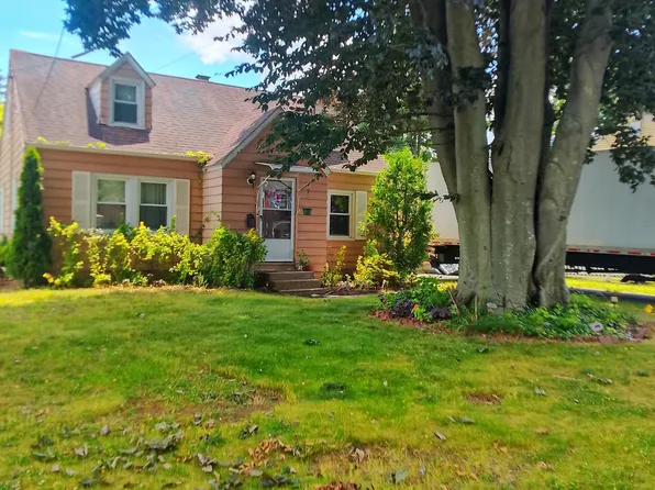 39 Wadsworth Street, East Hartford, CT 06118