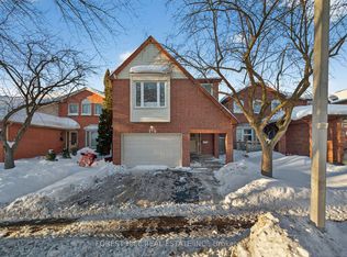 150 N Meadow Cres, Vaughan, ON L4J 3C5