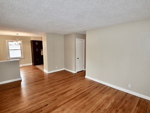 3rd image of 9219 S 51st Ave