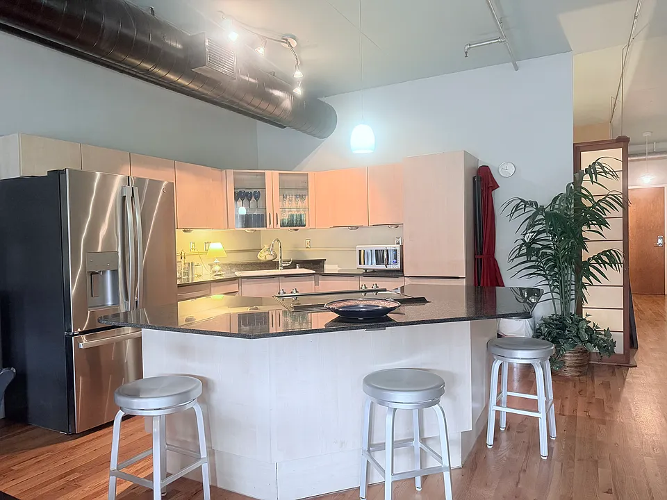1499 Blake St #3R