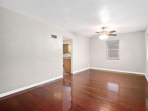 4th image of 5208 Fyler Ave