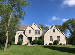 677 Rockyford Rd, Amboy, IL 61310