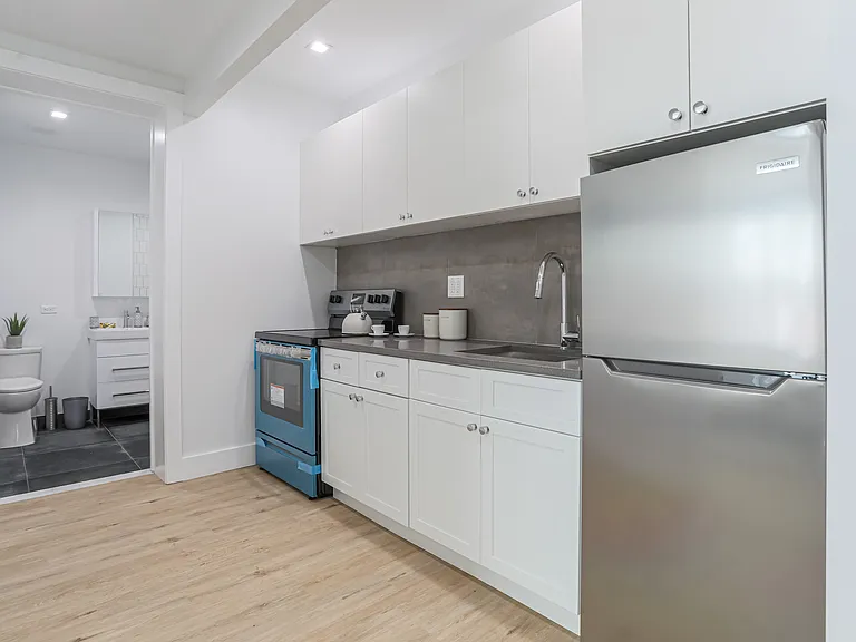 2510 Bedford Ave #6K — Photo 10