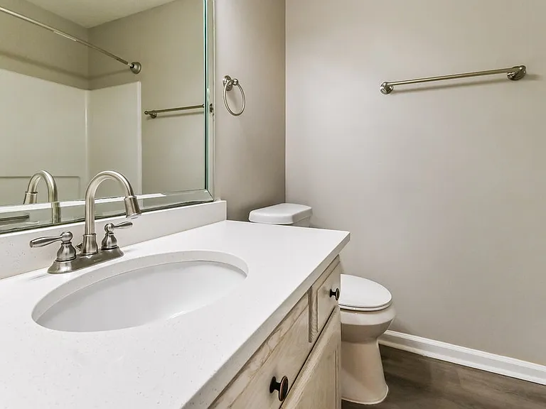 3123 Conger Ct W — Photo 15