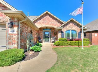3323 Windmill Rd, Moore, OK 73165