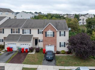 56 Green View Dr, Pottstown, PA