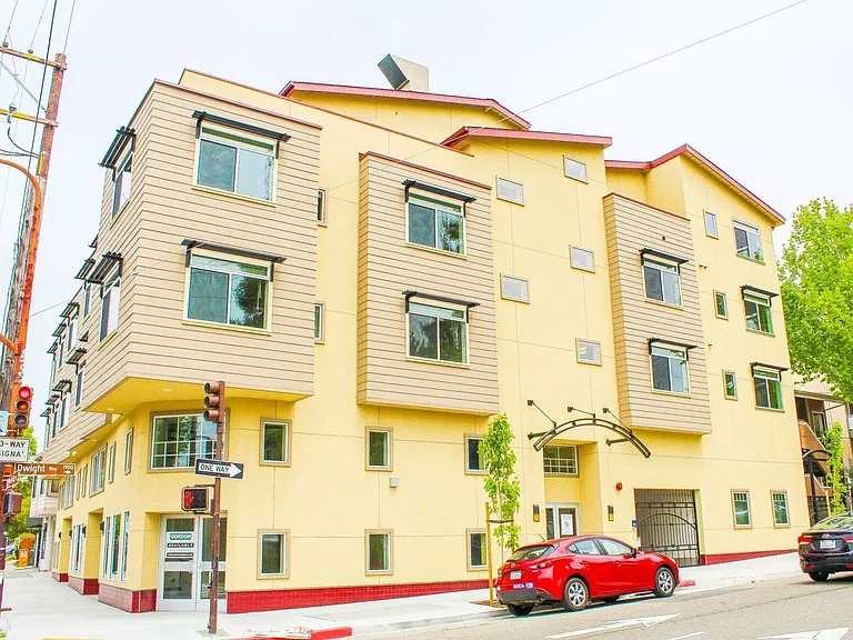 Stranda Apartments — Photo 76