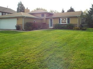 1078 Shabbona Trl, Batavia, IL 60510