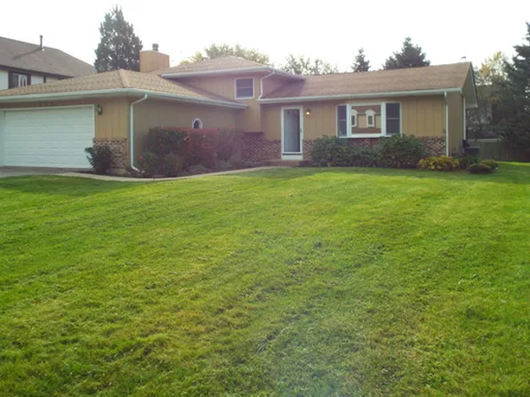 1078 Shabbona Trl, Batavia, IL 60510