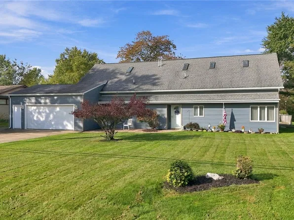 450 E River Rd, Grand Island, NY 14072