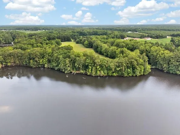 2281 Kings Fork Rd, Suffolk, VA 23434