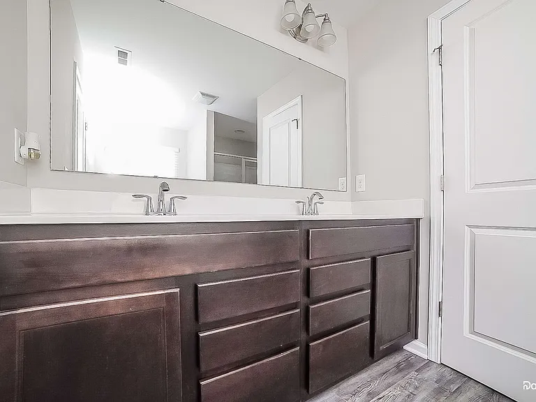 391 Shady Grove Ct — Photo 9