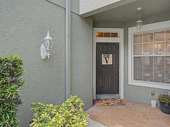 3rd image of 2145 PARK CRESCENT DRIVE