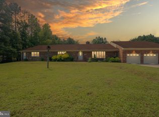 19728 Flatfoot Rd, Dinwiddie, VA 23841