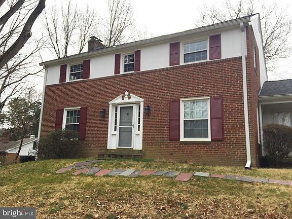 2nd image of 8909 Gallant Green Dr