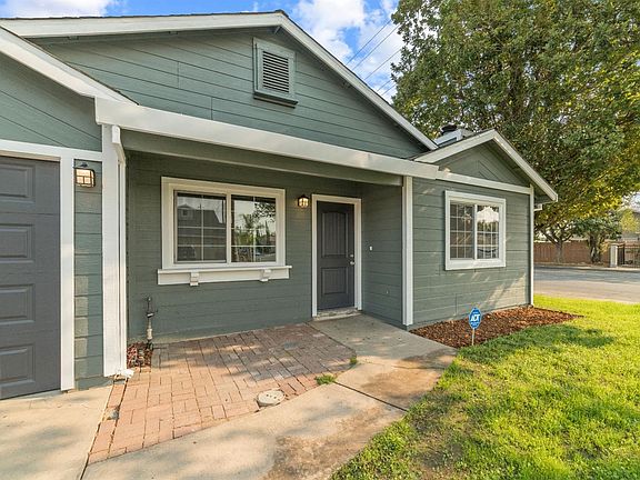 2nd image of 821 Silvano St