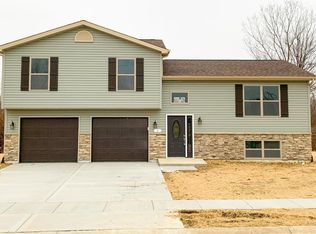 2 Faith Dr, Fairview Heights, IL 62208