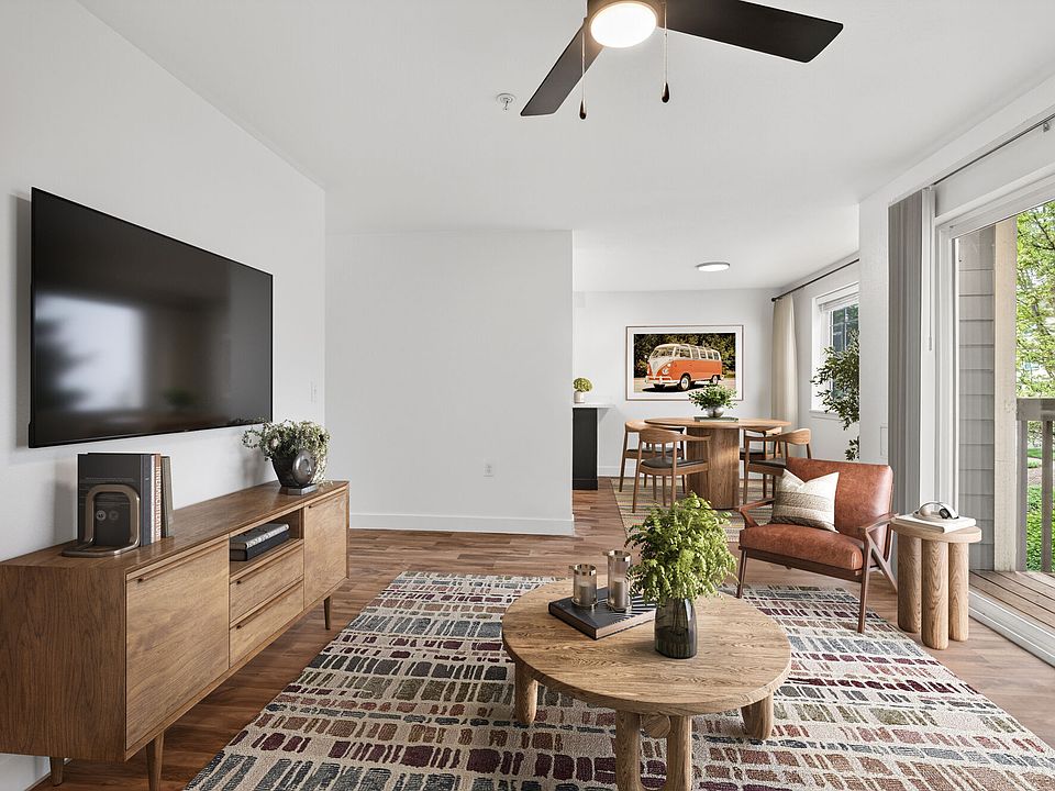 Willamette Park apartments community photo