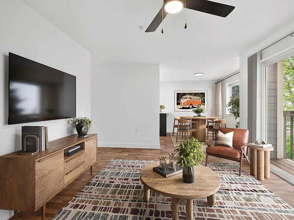 Willamette Park apartments community photo