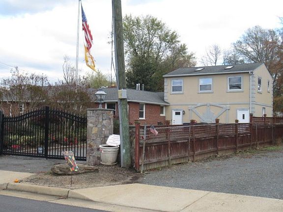 2nd image of 6701 S Benson Dr