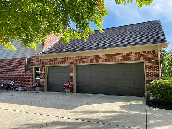 2nd image of 8192 Newbury Ct S #84