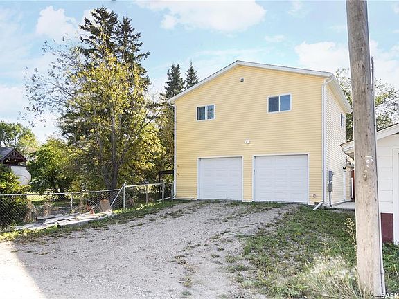 2nd image of 17 McCallum Ave