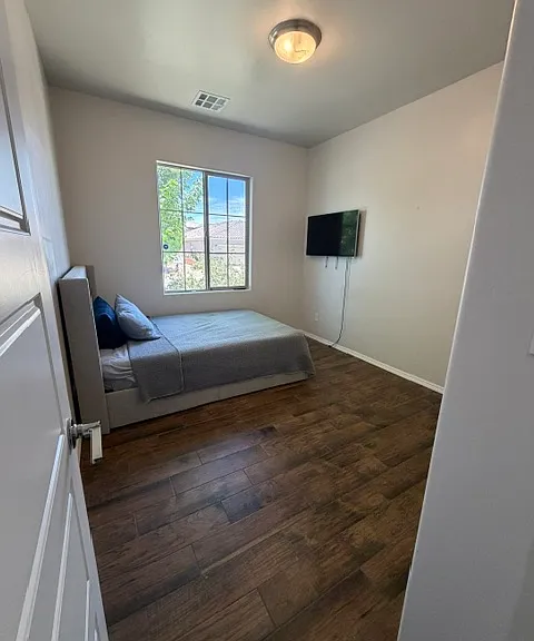 9019 S Sky St NW — Photo 3